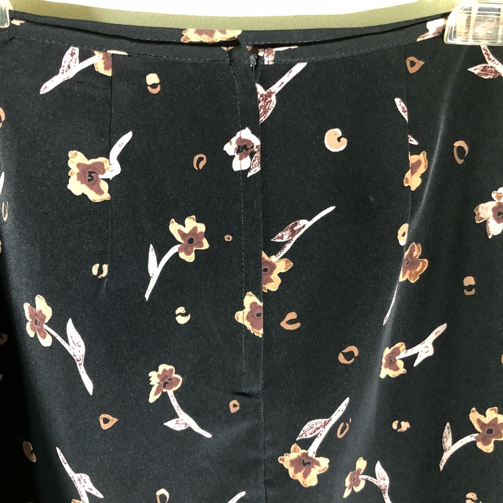 Vintage Wrapper a-line floral print black skirt sz 7/8 - Picture 3 of 7